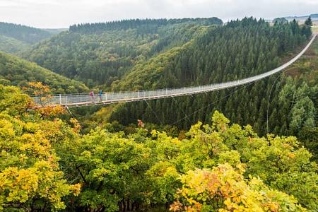 Gayerlei HŠngebrŸcke