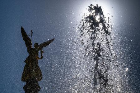 Es ist warm - und wird noch wärmer. 