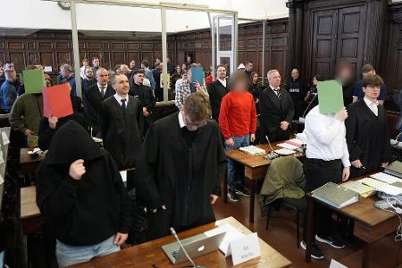 In Hamburg läuft der Prozess gegen mutmaßliche Mitglieder der rechtsextremistischen Terrorgruppe 