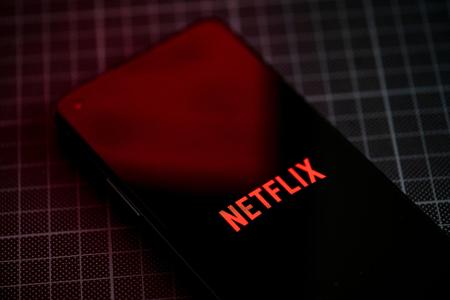 Nutzer der Netflix-App werden Clips im Hochformat zu sehen bekommen. (Archivbild)