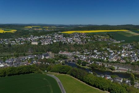 Runkel ist eine Kleinstadt an der Lahn. Am 16. April ist es hier zu einem Arbeitsunfall mit mehreren Todesopfern gekommen.