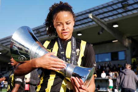 Schröder überragend: Häcken gewinnt den Europa Cup