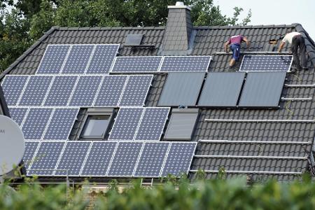 Der Bau von neuen Solaranlagen stockt - vor allem im Privatbereich. (Archivbild)