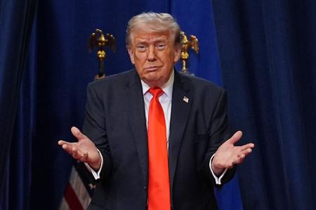 US-Präsident Donald Trump spricht in einer Charter School in Florida.