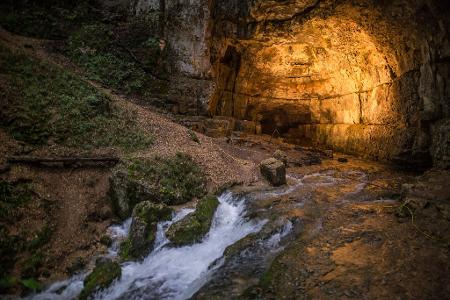 Die Höhle ist nicht das erste Mal Schauplatz eines großen Rettungseinsatzes. (Symbolbild)