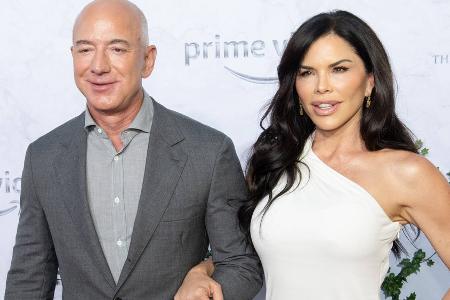Trotz Kritik: Jeff und Lauren Sánchez Bezos veranstalten Met-Party