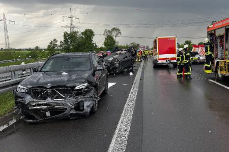  Die Frau starb noch an der Unfallstelle. 