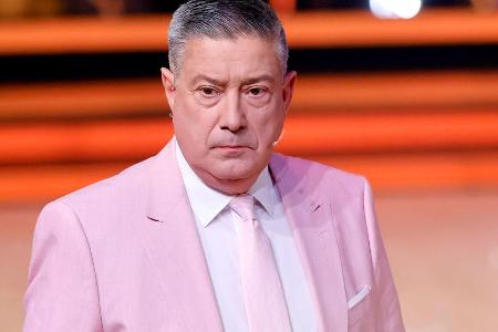 Nach Schock-Aus bei "Let's Dance": Joachim Llambi kocht auf Instagram