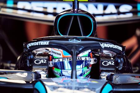  Der italienische Mercedes-Pilot Kimi Antonelli steuert sein Auto beim Qualifying vor dem Großen Preis von Miami.