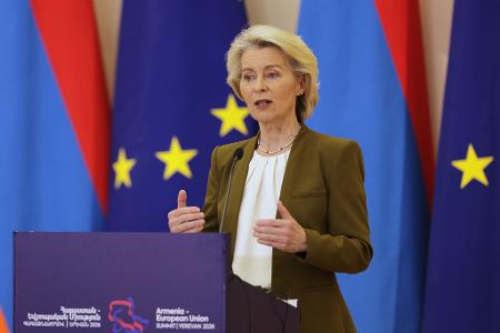 EU-Kommissionspräsidentin Ursula von der Leyen und US-Präsident Donald Trump verständigten sich im Sommer 2025 auf einen Zoll-Deal.
