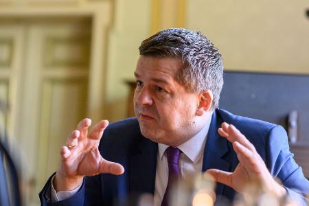 Die Sachsen-Anhalter sollen sehen, dass sich Sven Schulze (CDU) für sie einsetzt - in Magdeburg, aber auch in Berlin und Brüssel.