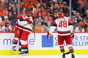 NHL: Hurricanes kurz vor Halbfinal-Einzug