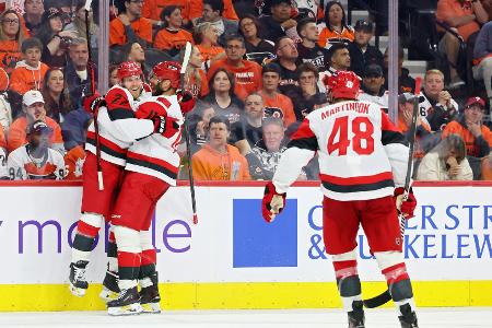 NHL: Hurricanes kurz vor Halbfinal-Einzug