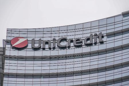 Die Unicredit treibt ihre Übernahmepläne für die Commerzbank voran. (Archivbild)
