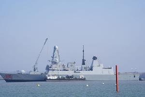 Großbritannien bringt seinen Zerstörer HMS Dragon für einen etwaigen Schutzeinsatz in der Straße von Hormus in Stellung