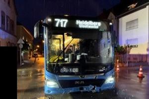 Bus, Front