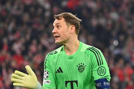 TOR: Manuel Neuer - Note: 1,0 - Erwischte nach dem bitteren Abend in Paris diesmal einen unfassbar guten Tag, auch wenn es kein Happy End gab. Verhinderte mit seiner Glanzparade gegen Neves eine Vorentscheidung vor der Pause. Lieferte gegen Kvaratskhelia, Barcola und zweimal gegen Doué später weitere tolle Taten, die den FC Bayern bis zum Schluss hoffen ließen.