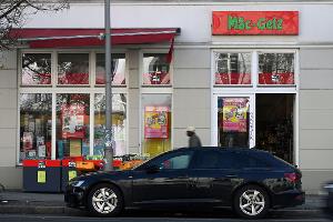 In vielen ostdeutschen Städten gibt es Filialen der Kette Mäc Geiz.