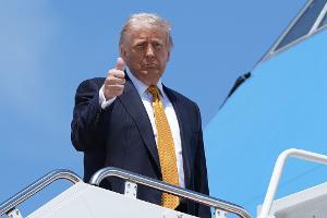 Eine jüngste Gerichtsentscheidung zu globalen Zöllen dürfte US-Präsident Trump gefallen.