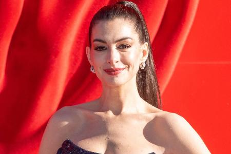 "Tolle Zeit": Anne Hathaway schwärmt von ihren australischen Kollegen