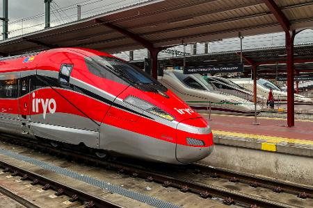 Von Spaniens Hauptstadt Madrid aus fahren Hochgeschwindigkeitszüge bis nach Südfrankreich. (Symbolbild)