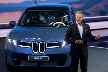 Ab Mitternacht ist nicht mehr Oliver Zipse, sondern Milan Nedeljkovic BMW-Chef. Der iX3 als erstes Modell der Neuen Klasse gehört zu seinem Vermächtnis. (Archivbild)