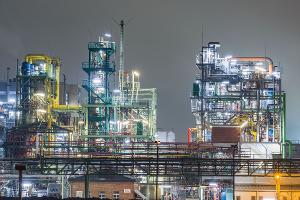 Die Chemie-Industrie verbraucht besonders viel Energie. (Archivbild)