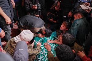 Der bei einem israelischen Militärangriff getötete Hamas-Kommandeur wurde in Gaza beigesetzt.