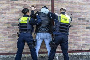 Symbolbild: Festnahme durch die Polizei