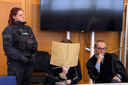 Der 18-Jährige muss nun für einige Jahre in Haft. Das Urteil ist aber noch nicht rechtskräftig. (Archivbild)