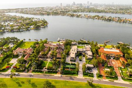 Miami Beach, Florida. Tom Brady Villa auf Indian Creek Island