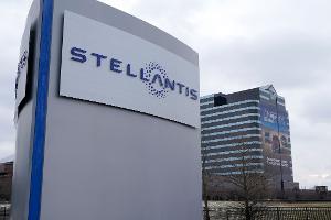 Stellantis will das erste E-Auto nach neuen EU-Vorgaben in Italien bauen. (Archivbild) 