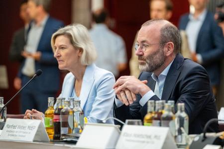 Die CSU-Politikerin Angelika Niebler ist im Europäischen Parlament Mitglied der EVP-Fraktion, die von ihrem Parteifreund Manfred Weber geführt wird. (Archivbild)