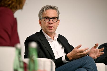Raus aus dem guten alten DSL-Internet, fordert Vodafone-Deutschlandchef Marcel de Groot. 