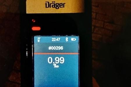 Alkoholisierter Fahrer 