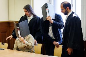 Die Eltern der Mädchen waren wegen fahrlässiger Tötung angeklagt. 