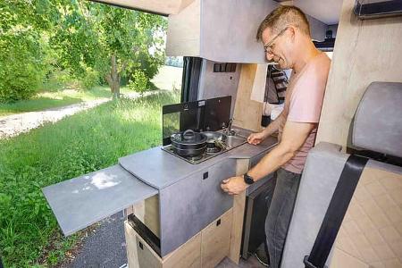 Küche, Campingbus, Familie