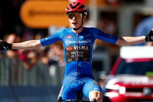 Überragend am Berg: Vingegaard übernimmt beim Giro Rosa