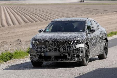 Erlkönig BMW iX4