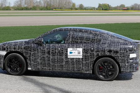 Erlkönig BMW iX4