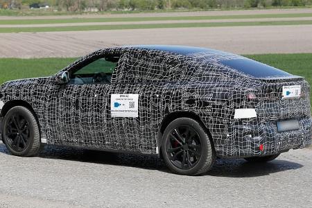 Erlkönig BMW iX4
