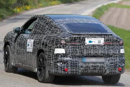 Erlkönig BMW iX4