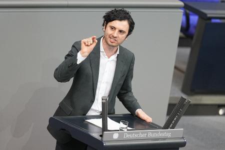 Der Berliner SPD-Bundestagsabgeordnete, Hakan Demir, sieht in der SPD-Fraktion keine Bereitschaft, weitere Teile der Reform des Staatsangehörigkeitsrechts von 2024 rückabzuwickeln. (Archivbild)