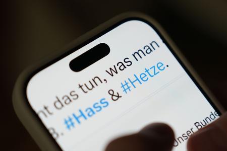 Bei den meisten Beschwerden aus Deutschland geht es um Beiträge auf Instagram, Facebook oder TikTok. (Symbolbild)