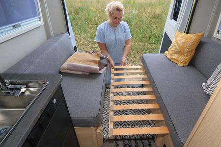 Sunlight ,Cliff 540V Vanlife, Heck, Sitzgruppe
