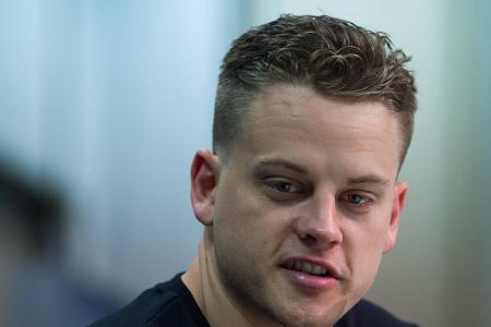 2020: Joe Burrow (Quarterback) - Die Cincinnati Bengals schnappten sich an erster Stelle Joe Burrow, der kurz zuvor die renommierte Heisman Trophy als bester College-Spieler erhalten hatte. 2022 führte der Quarterback sein Team bis in den Super Bowl, der jedoch gegen die Los Angeles Rams verloren wurde. Im Jahr darauf scheiterten die Bengals im AFC-Championship-Game. Burrow überzeugte sportlich, hatte aber immer wieder Verletzungspech.
