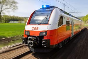 Zug ÖBB mit Blaulicht