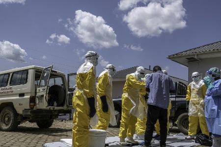 Gastgeber planen Ebola-Schutzmaßnahmen zur WM 2026
