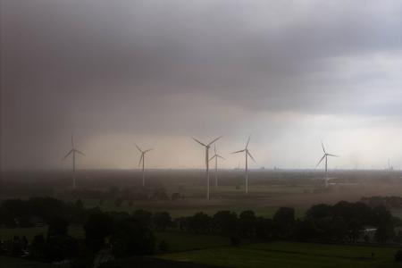 Das Unwetter soll später weiter Richtung Landesmitte ziehen.