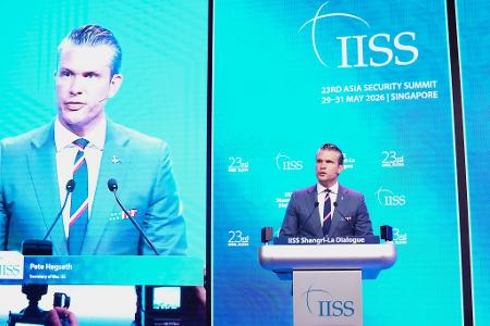 Hegseth hat Europa in Singapur scharf kritisiert.
